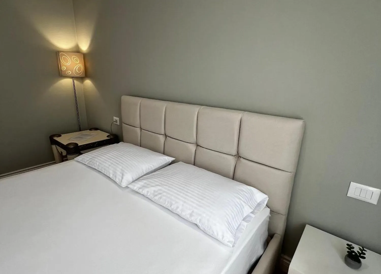 The Pebble Couch Apartment Tirana Albania